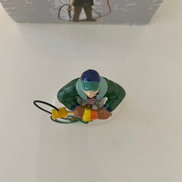 Department 56 National Lampoon's Christmas Vacation Fire It Up Dad Figurine - Picture 3 of 7